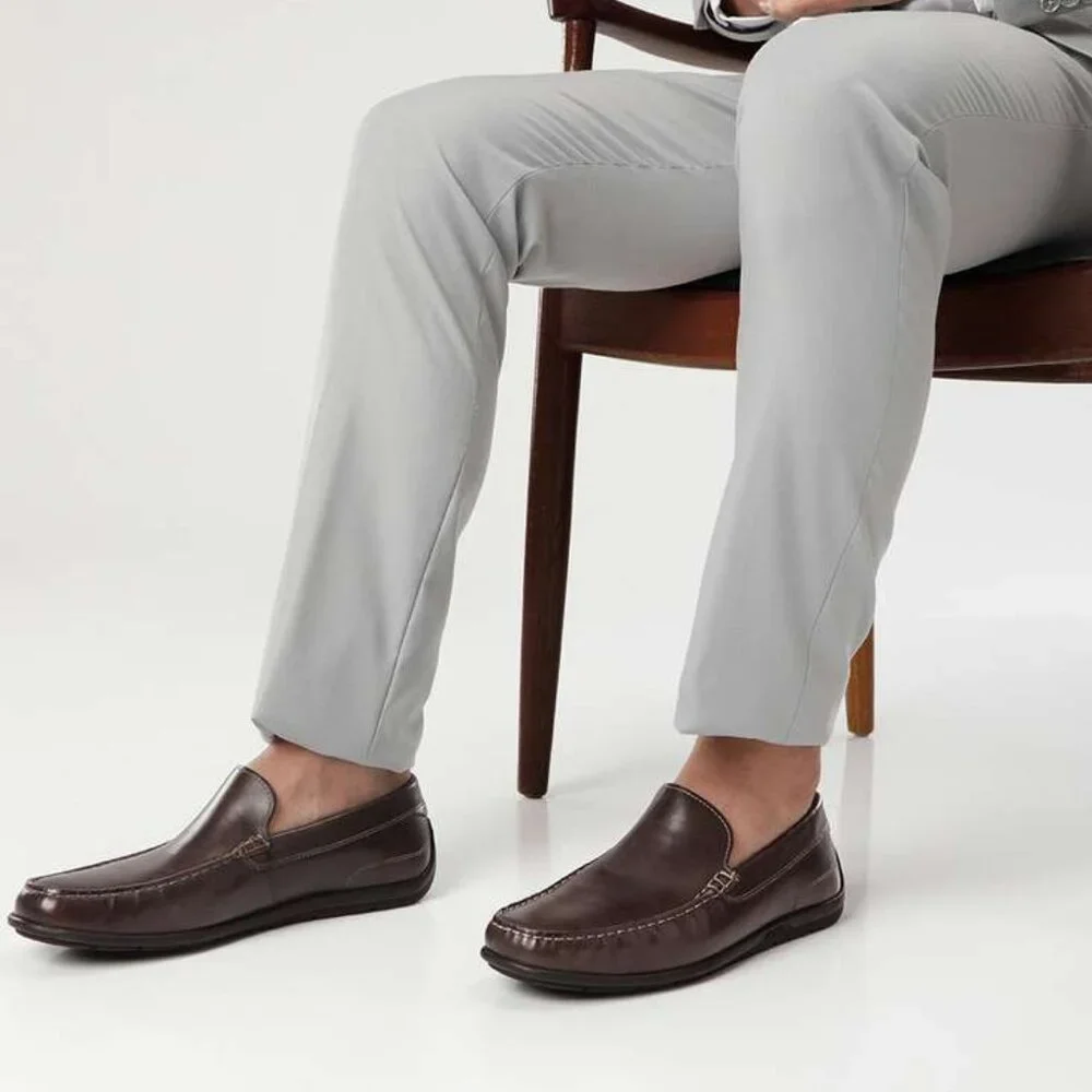 Ecco Men's Classic Moc 2.0 Slip-On Leather Loafer (size US 9.5/ 43 EU)